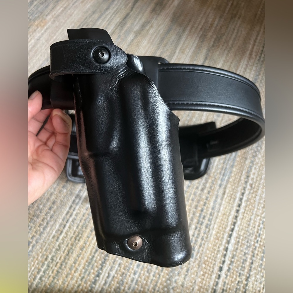 Black Leather Belt with Holster, Bianchi, lightweight